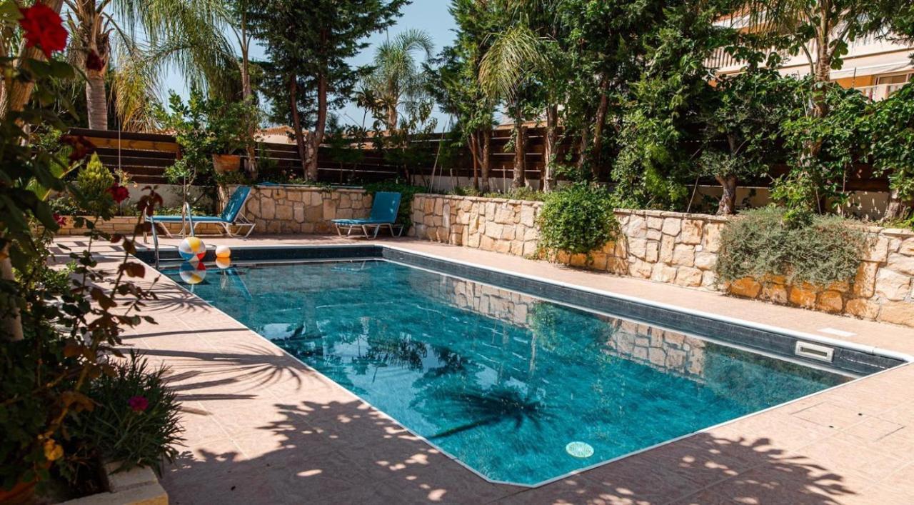 Villa Myria Paphos Buitenkant foto