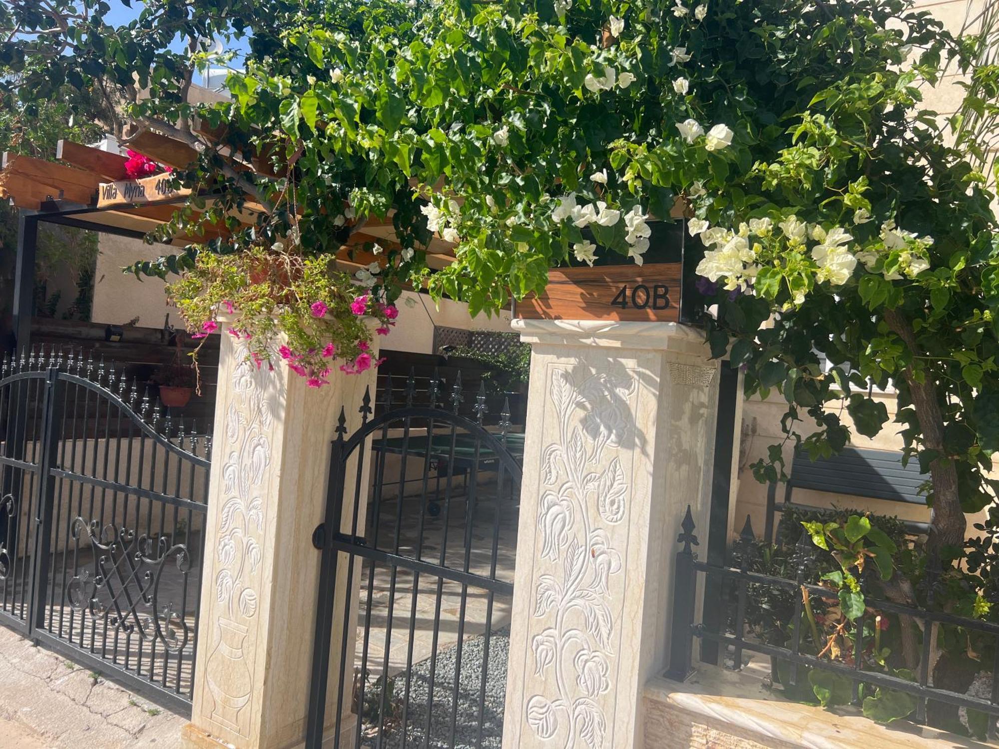 Villa Myria Paphos Buitenkant foto