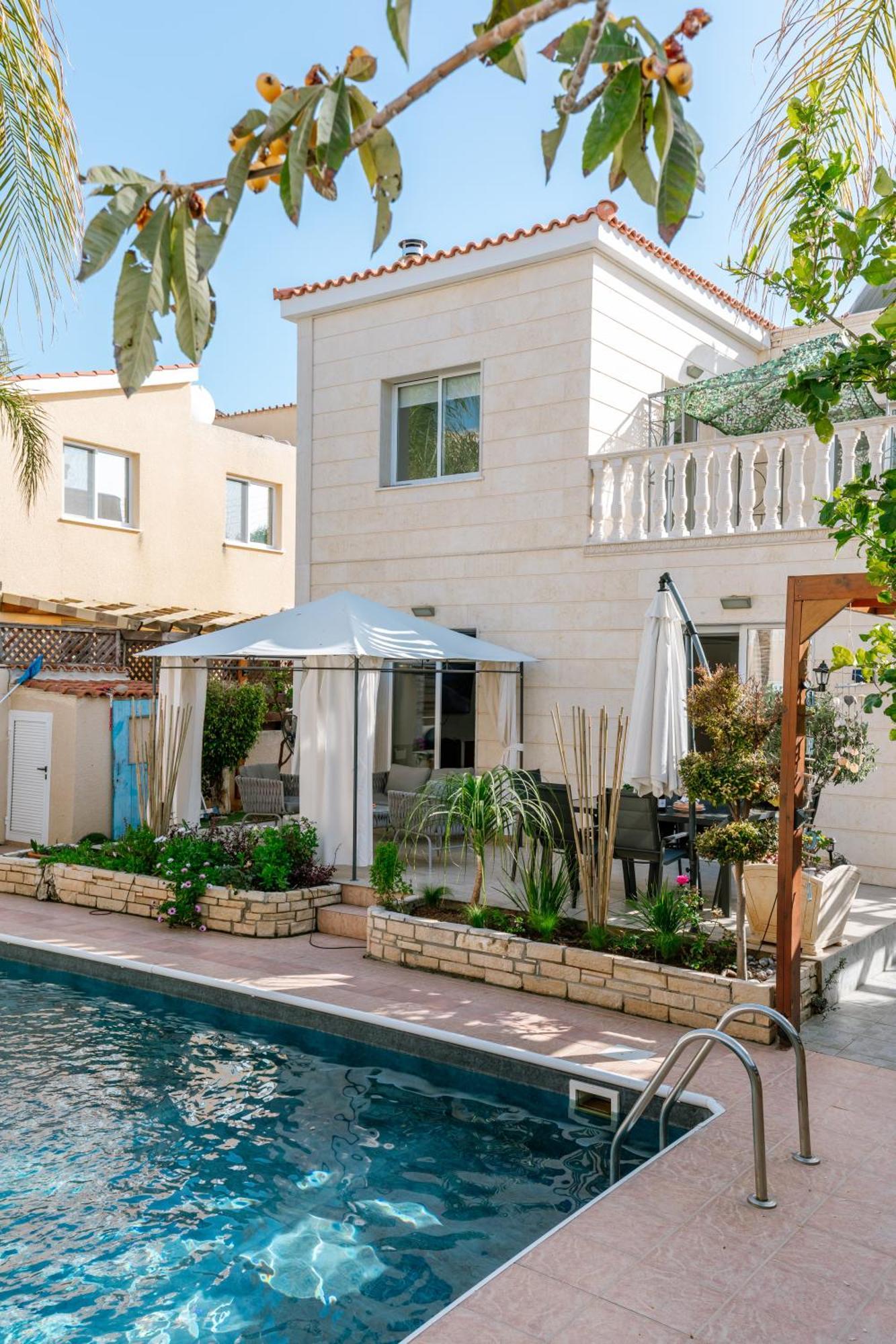 Villa Myria Paphos Buitenkant foto
